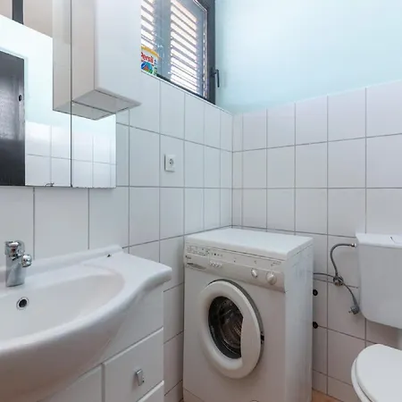 Ilija Njavro - One Bedroom With Terrace And Sea View * 자드라보노