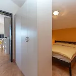 Ilija Njavro - One Bedroom With Terrace And Sea View * Ядраново