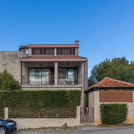 Ilija Njavro - One Bedroom With Terrace And Sea View Апартаменты *