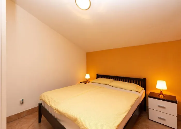 Ilija Njavro - One Bedroom With Terrace And Sea View Apartament *