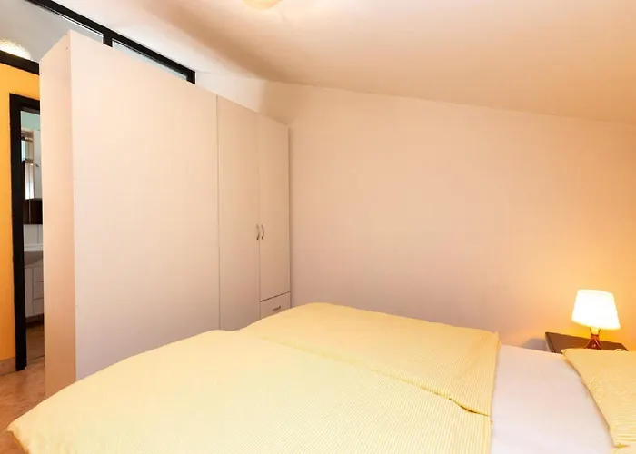 Ilija Njavro - One Bedroom With Terrace And Sea View Apartament *